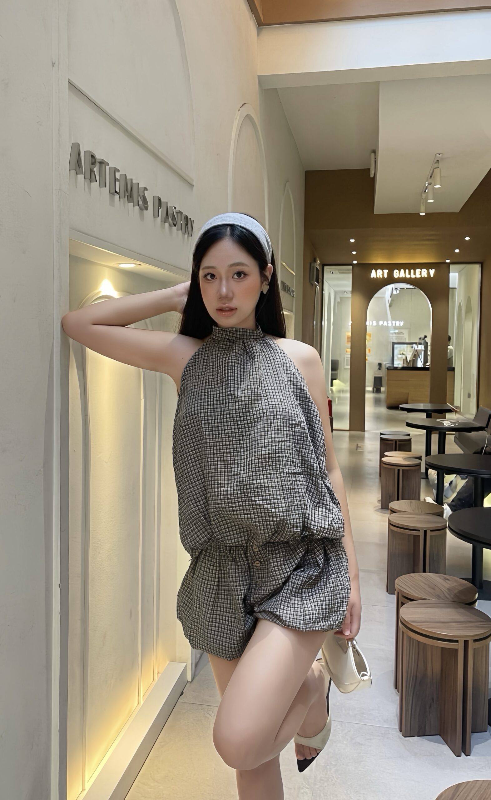 Váy yếm caro